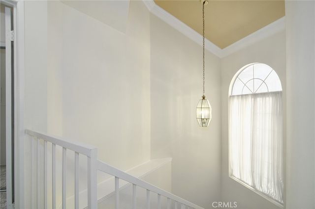 618 Warwick Avenue, Thousand Oaks, CA 91360
