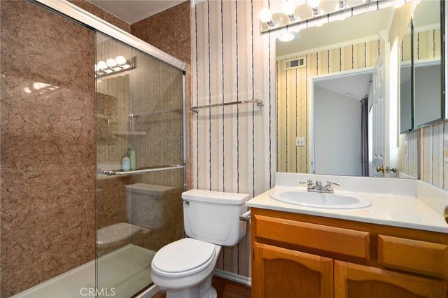 618 Warwick Avenue, Thousand Oaks, CA 91360