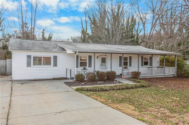 303 Pin Oak Drive, King, NC 27021