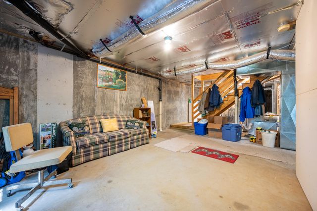 343 Cannadays Gap RD, Floyd, VA 24091