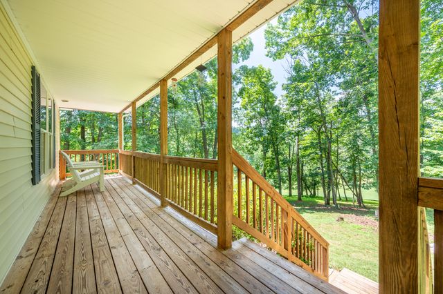 343 Cannadays Gap RD, Floyd, VA 24091