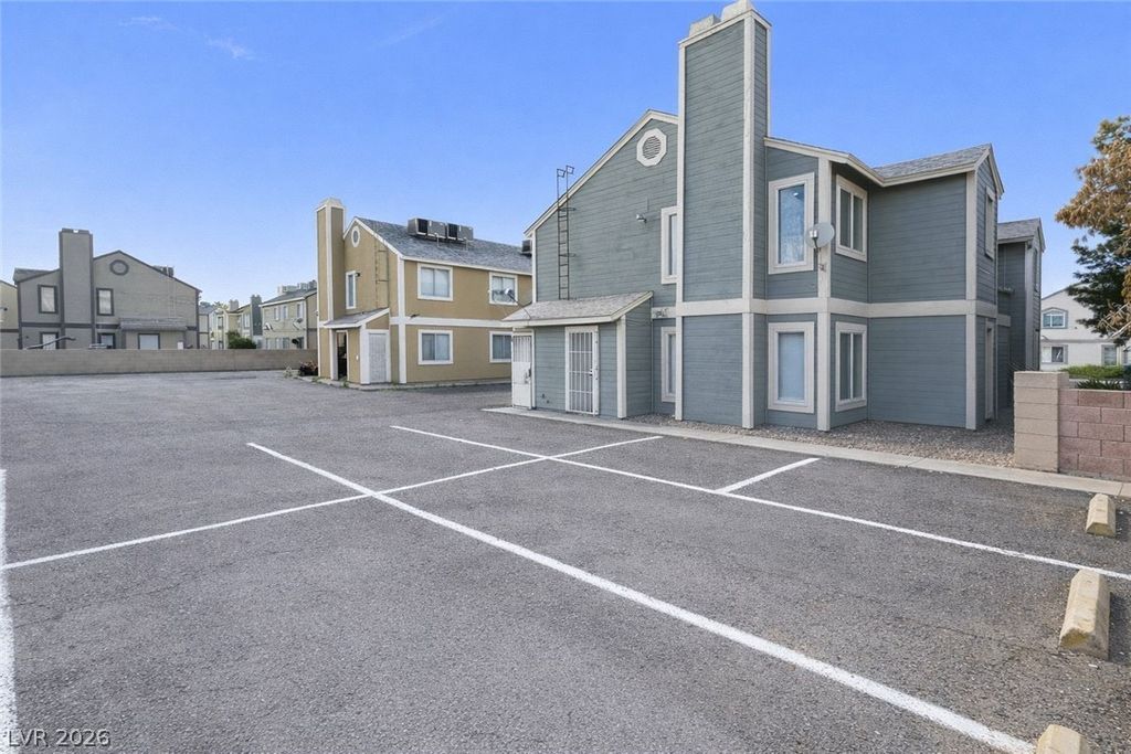 Image 3 of property listing at 4217 Middlesex Avenue, Las Vegas, NV 89110