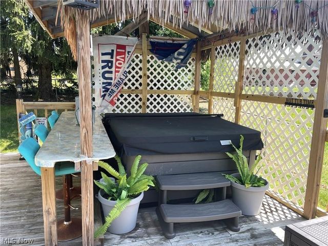 906 Westview Drive, Belpre, OH 45714