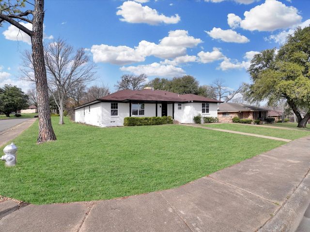 3027 Scenic Circle, Dallas, TX 75216