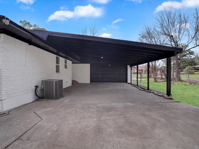 3027 Scenic Circle, Dallas, TX 75216