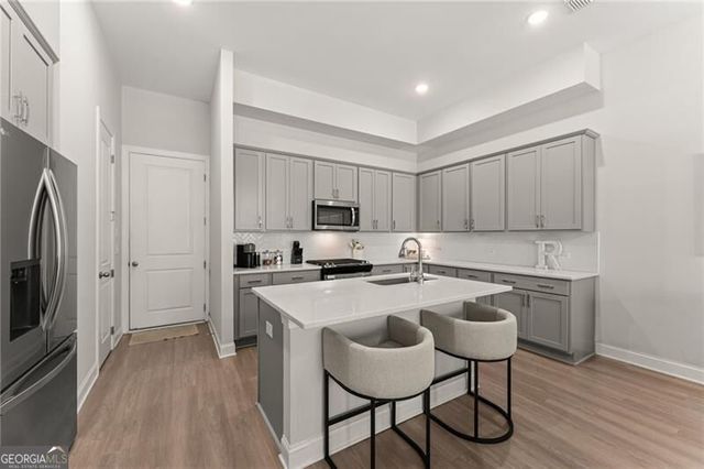 710 Stickley Oak Way, Woodstock, GA 30189