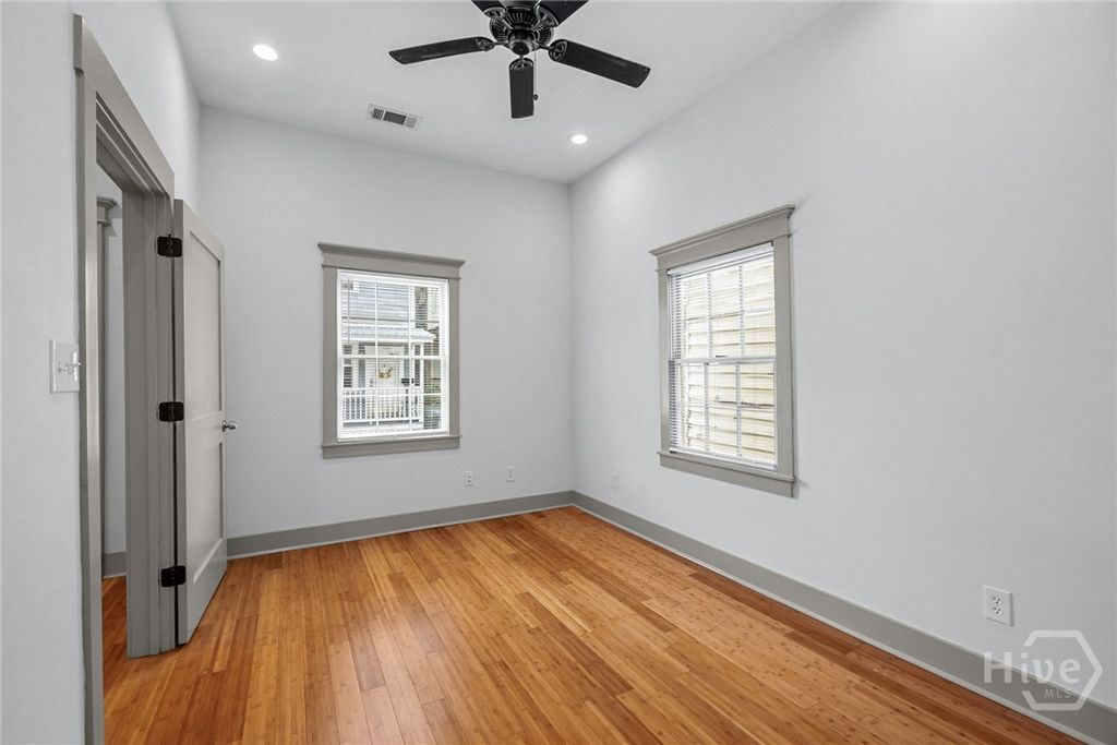 Image 14 of property listing at 514 E Hall Street, Savannah, GA 31401