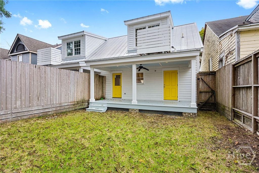 Image 33 of property listing at 514 E Hall Street, Savannah, GA 31401