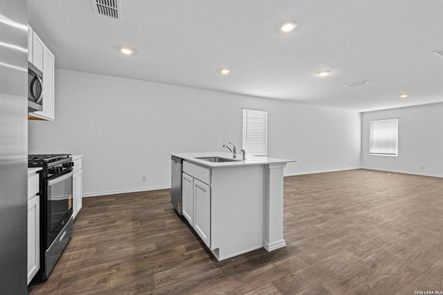 12544 Ivory Pkwy, Converse, TX 78109
