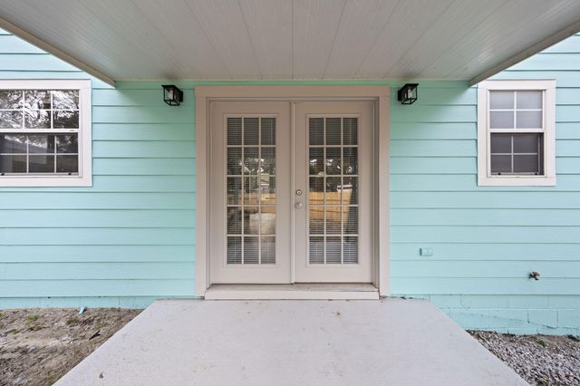 220 Fir Avenue, Niceville, FL 32578