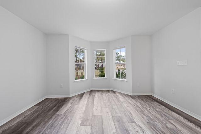 220 Fir Avenue, Niceville, FL 32578