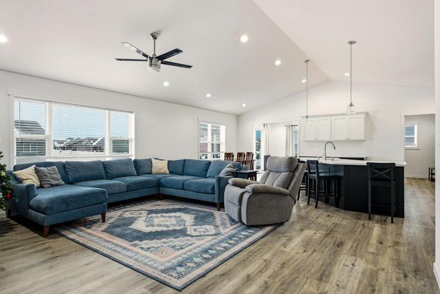 1954 McGilvray WAY, Holmen, WI 54636