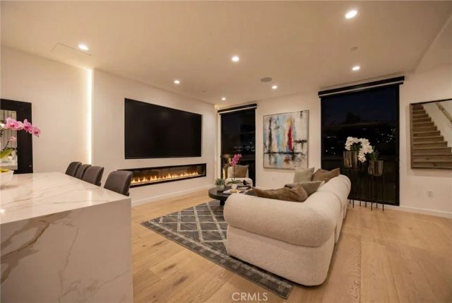 12602 Mitchell, West Los Angeles, CA 90066