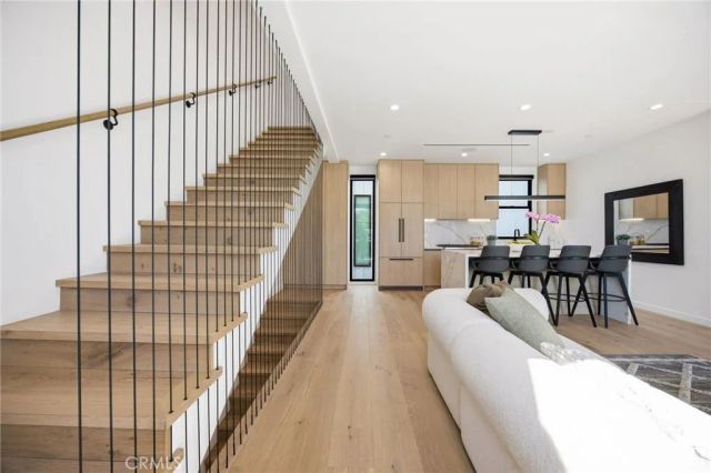 12602 Mitchell, West Los Angeles, CA 90066