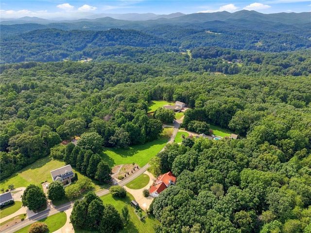 124 Golden Autumn Drive, Dahlonega, GA 30533
