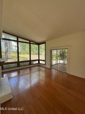 4624 Katherine Boulevard, Jackson, MS 39211