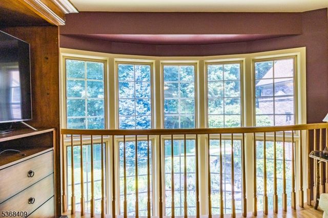 12 Kips Ridge 12, Montclair Twp., NJ 07044