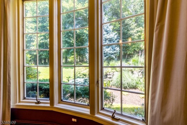 12 Kips Ridge 12, Montclair Twp., NJ 07044