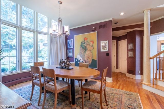 12 Kips Ridge 12, Montclair Twp., NJ 07044