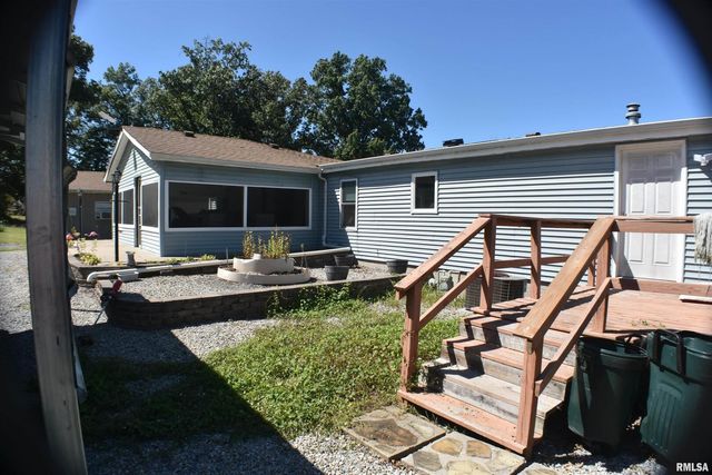 2210 E CLEVELAND Street, West Frankfort, IL 62896