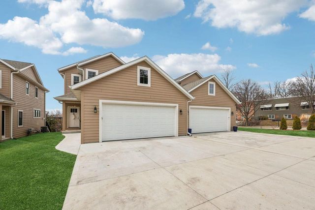 2945 N 186th STREET, Brookfield, WI 53045