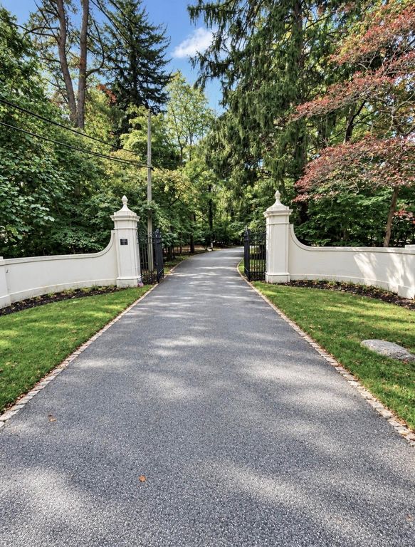 3 Gate Road, Head Of The Harbor, NY 11780 — photo 2