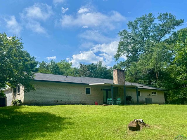 71 County Road 2936, Hughes Springs, TX 75656