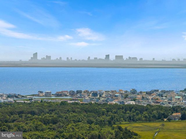 118 S BINNACLE DR, Little Egg Harbor Twp, NJ 08087