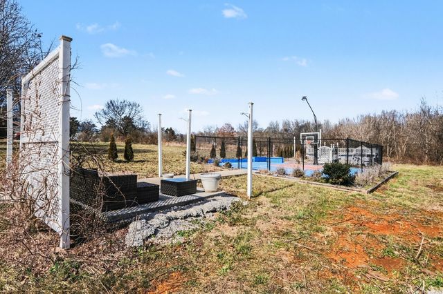 870 Newt Vanattia Rd, Hillsboro, TN 37342