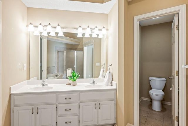 14213 W 138th Place, Olathe, KS 66062