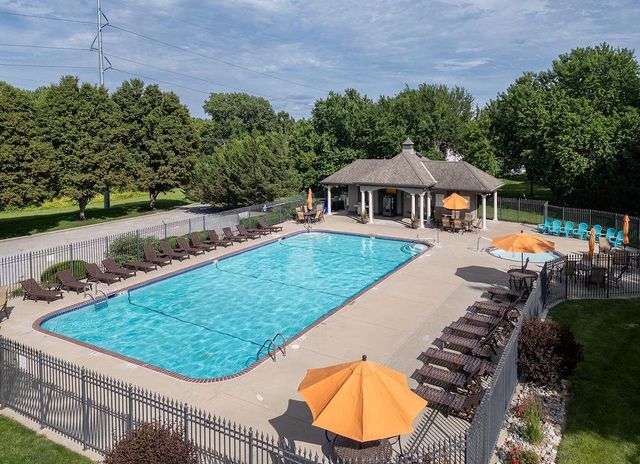 14213 W 138th Place, Olathe, KS 66062
