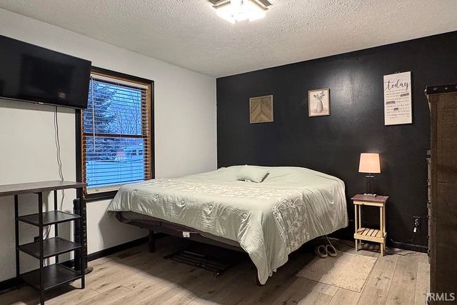 980 Sharon Court, Middlebury, IN 46540