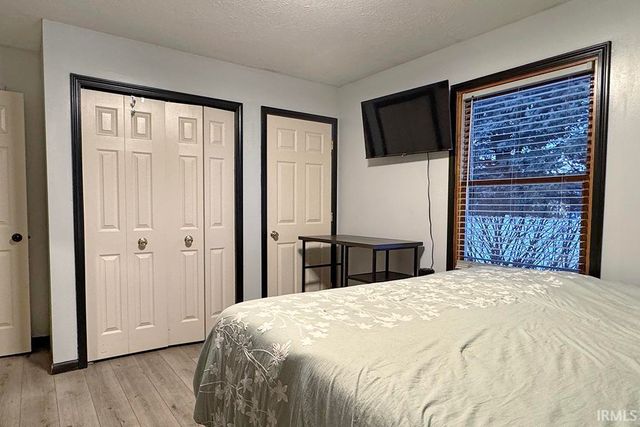 980 Sharon Court, Middlebury, IN 46540