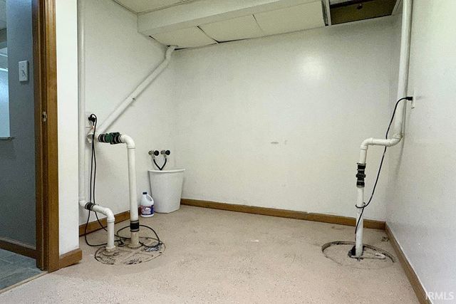 980 Sharon Court, Middlebury, IN 46540