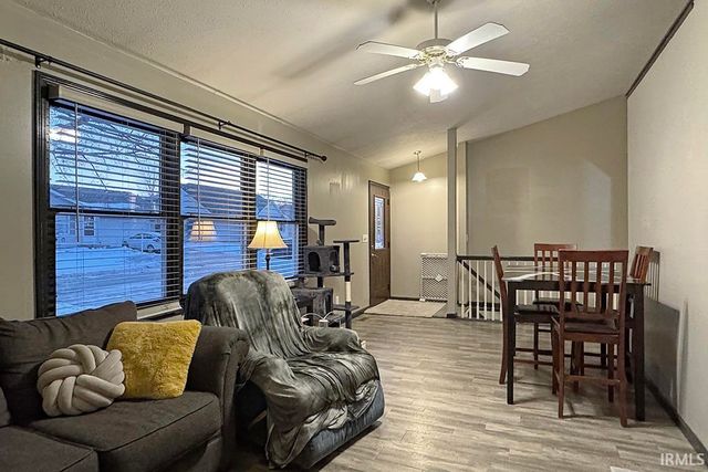 980 Sharon Court, Middlebury, IN 46540