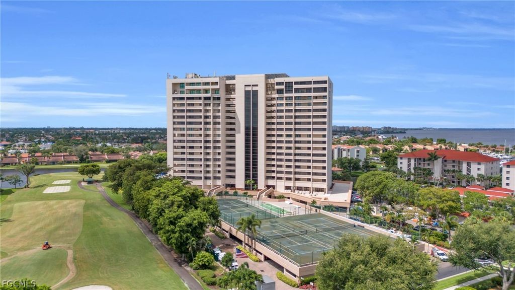 5260 S Landings DR 602, Fort Myers, FL 33919