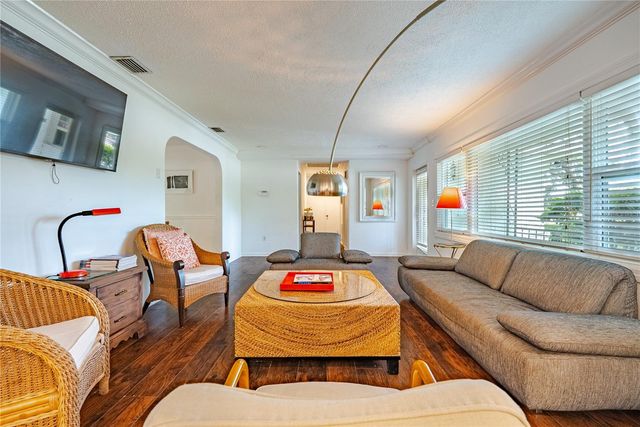 401 BULLARD PARKWAY, Temple Terrace, FL 33617