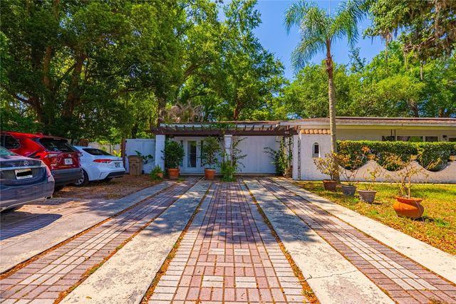 401 BULLARD PARKWAY, Temple Terrace, FL 33617