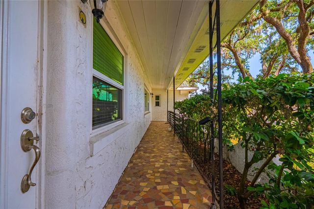 401 BULLARD PARKWAY, Temple Terrace, FL 33617
