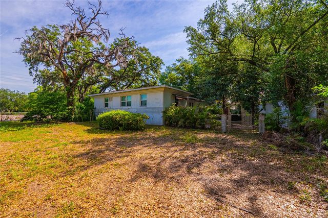 401 BULLARD PARKWAY, Temple Terrace, FL 33617