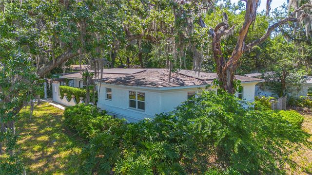 401 BULLARD PARKWAY, Temple Terrace, FL 33617