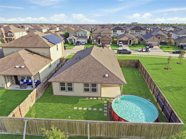 815 Barstow Drive, Rosharon, TX 77583
