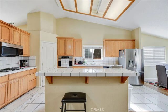 12794 Rain Shadow, Victorville, CA 92395