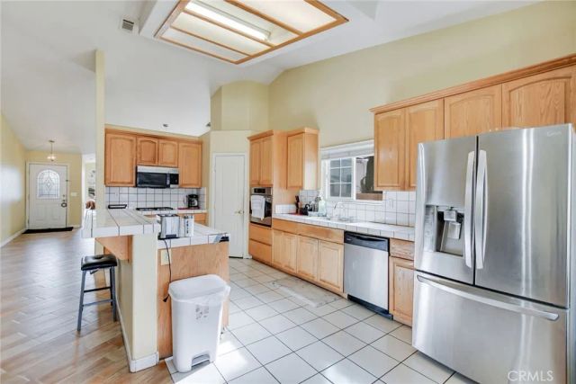 12794 Rain Shadow, Victorville, CA 92395