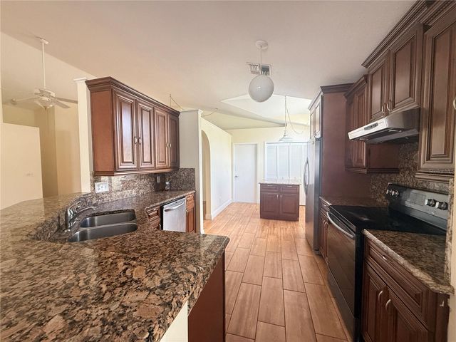 2073 RIVER PARK BOULEVARD, Orlando, FL 32817