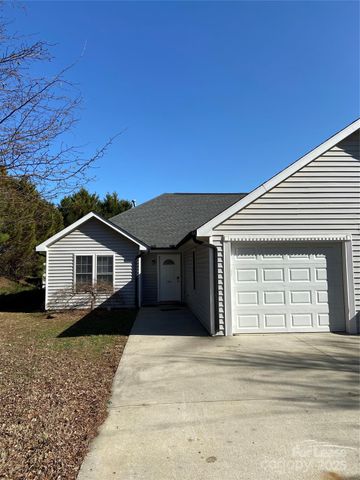 1324 Rustic Lane NW, Concord, NC 28027