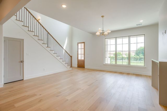 13837 Carnegie Drive, Fort Worth, TX 76008