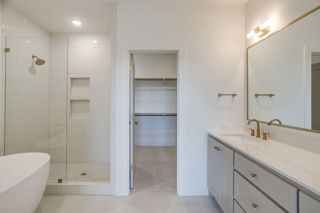 13837 Carnegie Drive, Fort Worth, TX 76008