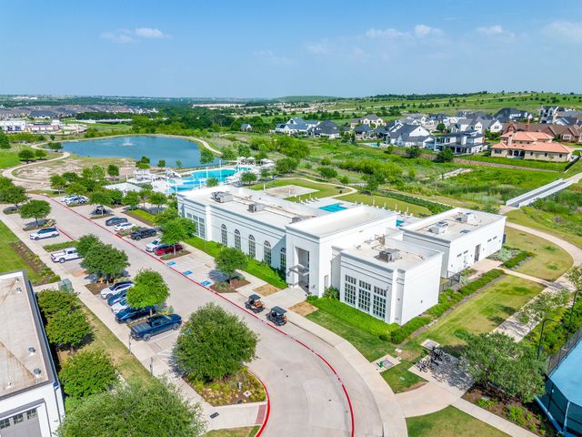 13837 Carnegie Drive, Fort Worth, TX 76008