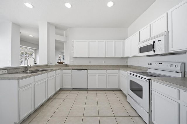 3343 CHAPEL CREEK CIRCLE, Wesley Chapel, FL 33544